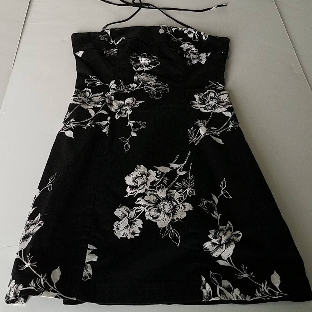 X O X O  Dress